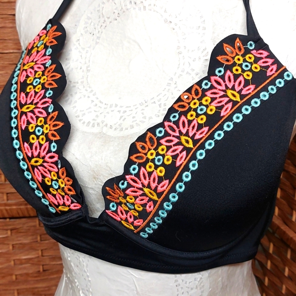 Shade & Shore Embroidered Bohemian Bikini Top 38 C